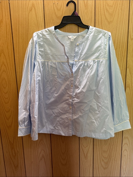 Time and Tru Tops - Time and Tru Light Blue Striped Button-Down Shirt